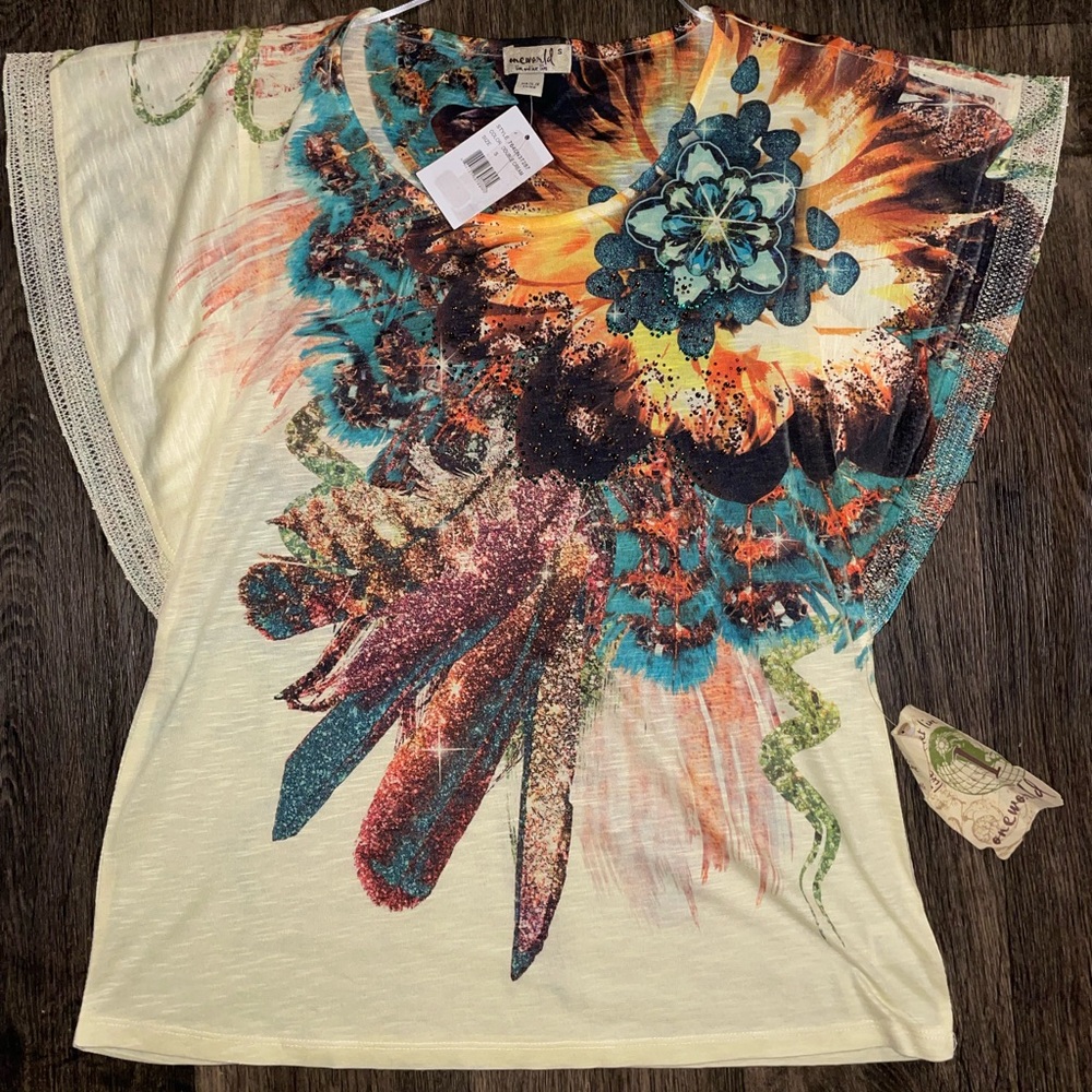 NWT Live and Let Live Vibrant Short Sleeve Abstract Relaxed T Shirt Size Small